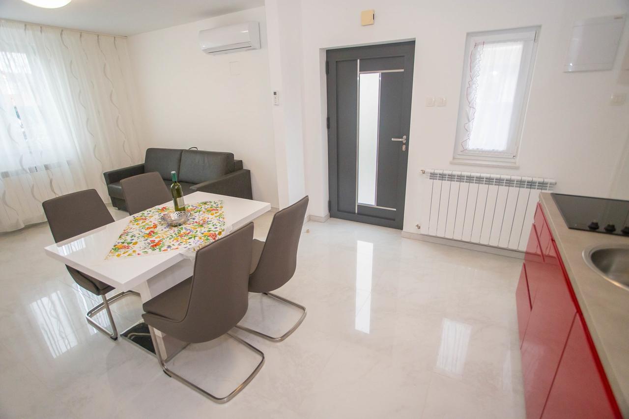 Apartment Aldo II Пореч Экстерьер фото
